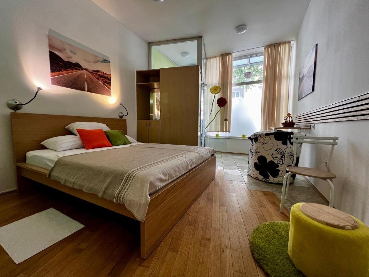 Green Apartman Загреб Экстерьер фото